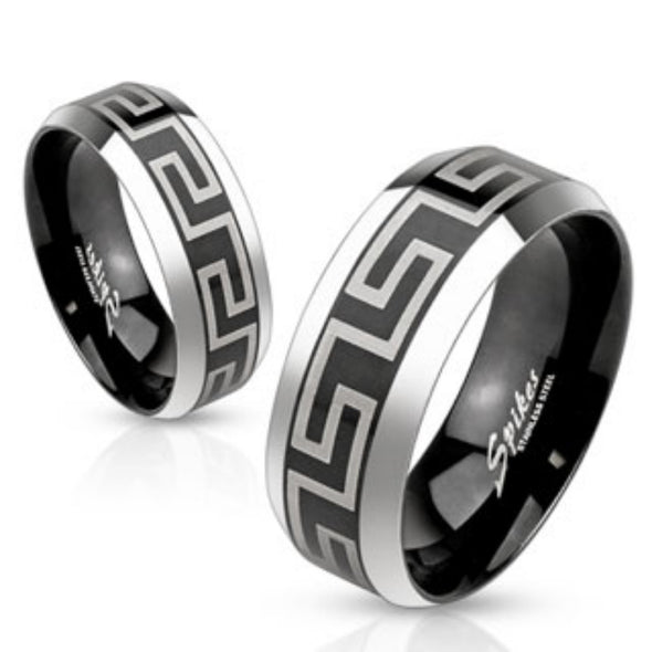 Laser Etched Maze Black IP Center Stainless Steel Band Ring with Beveled Edge-WildKlass Jewelry