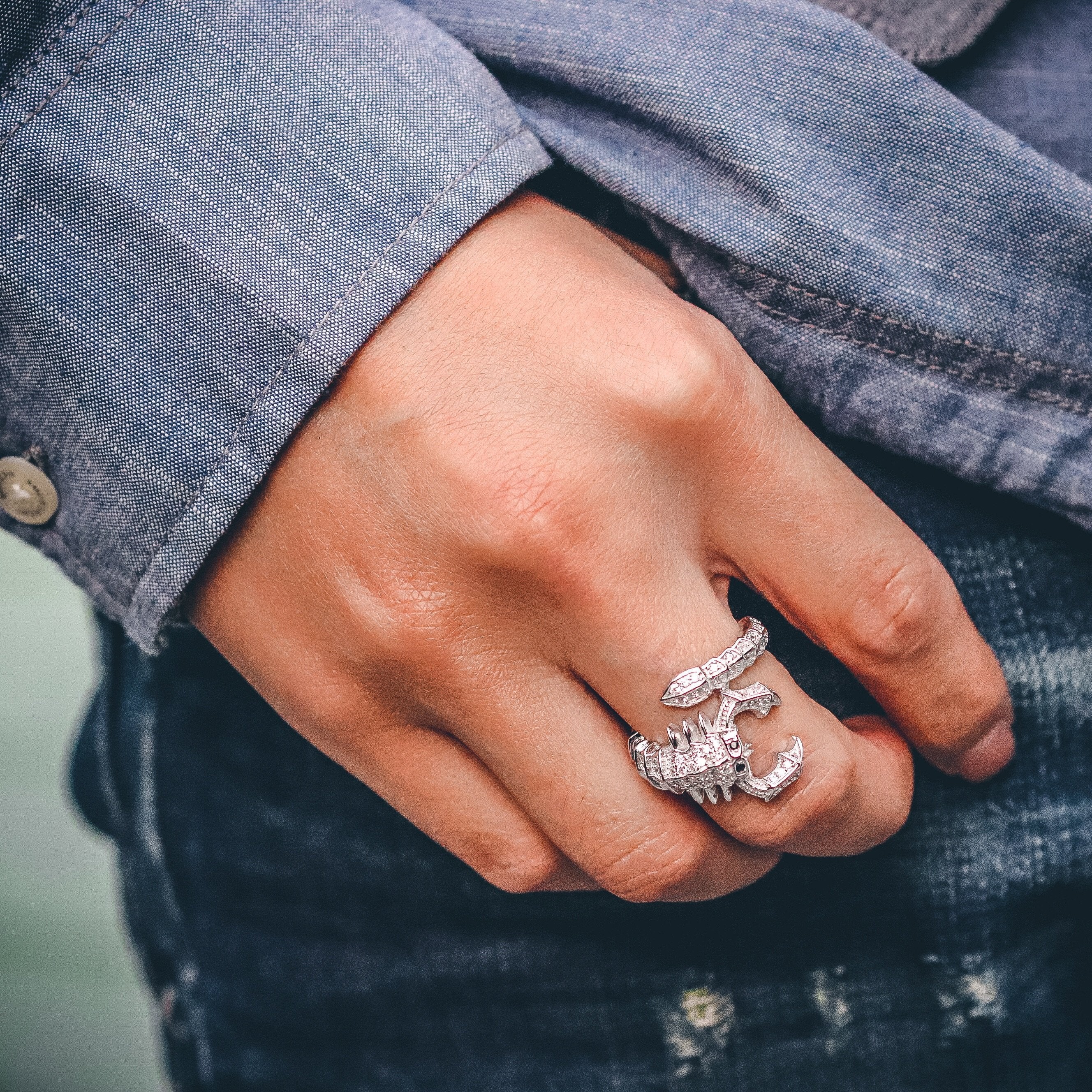 アクセサリー CATSLE SCORPION SILVER SIGNET RING Scorpio Signet (Silver/Zircon) – MAPLE